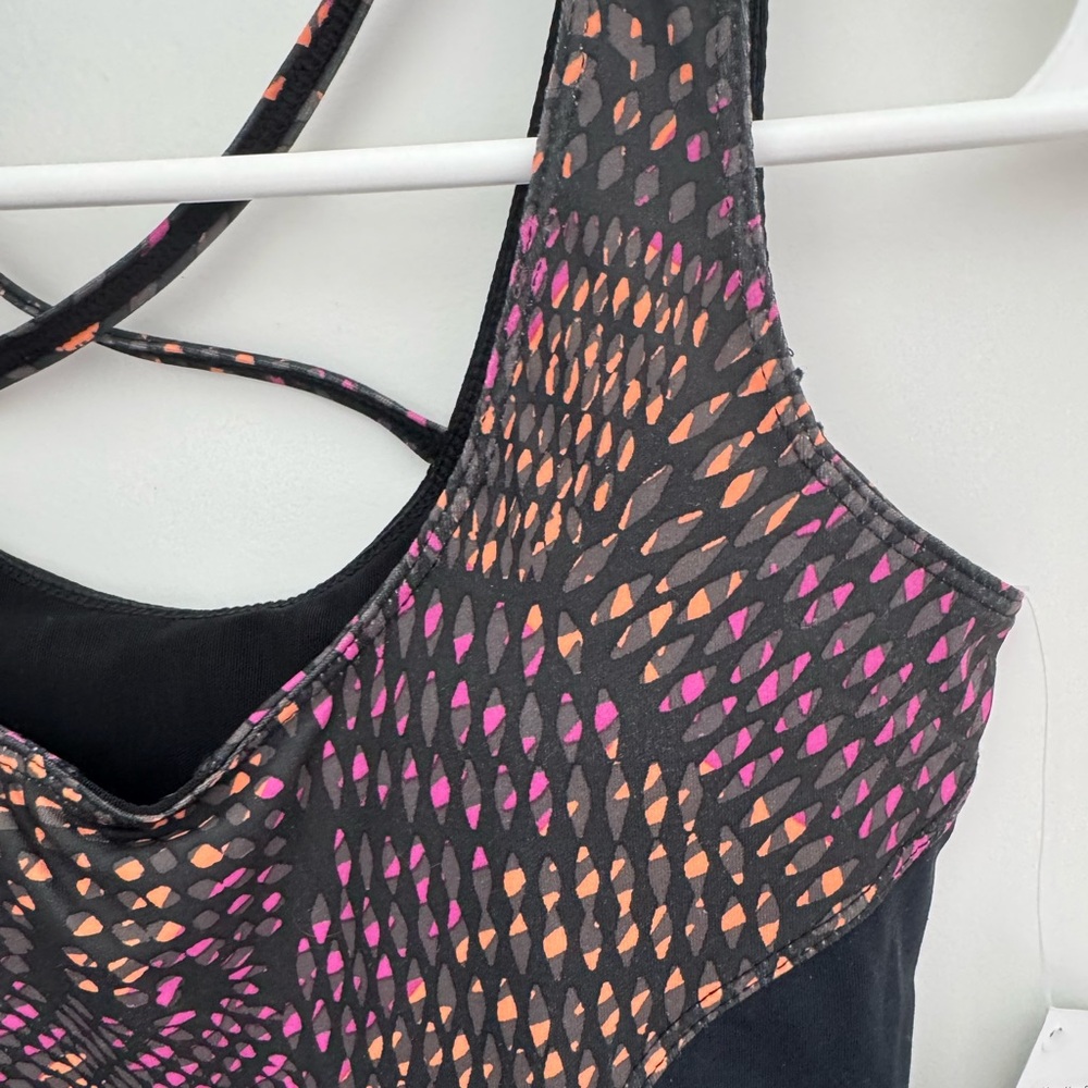 REDUCED🎈Fabletics Women's Black and Purple Patterned Top - Picture 3 of 7